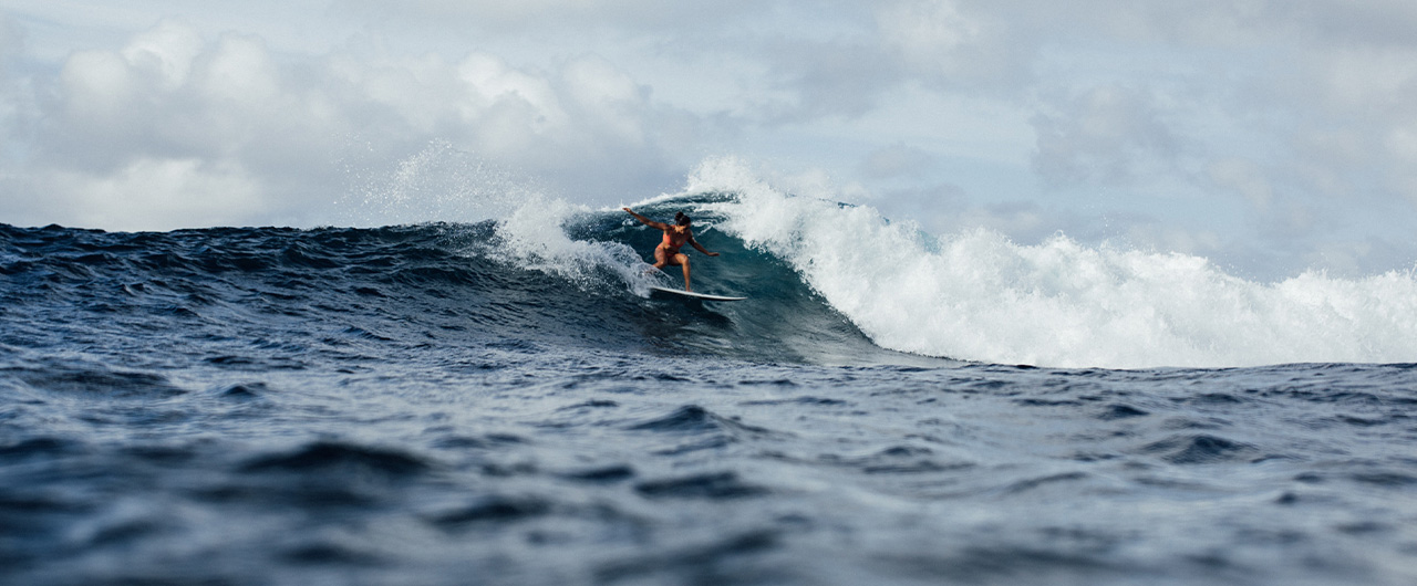 Fiji Surfing